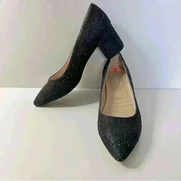 Adrienne Vittadini Heels Womens Fiona Slip On Studded Pointed Pumps Black Size 7 - Picture 1 of 5